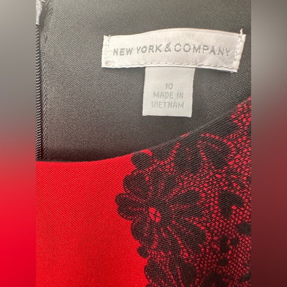 New York & CO Red and Black Sleeveless Lace Sheath  Dress, size 10 EUC - Picture 5 of 11